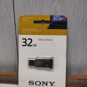 Sony Pendrive 32GB Metal